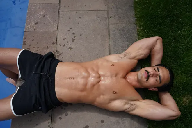 OnlyFans cuenta naturalphysique header 2