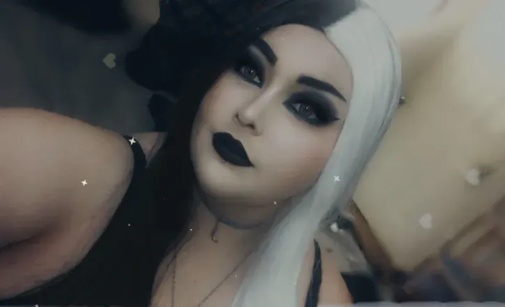 OnlyFans cuenta hisundeadqueen avatar 1