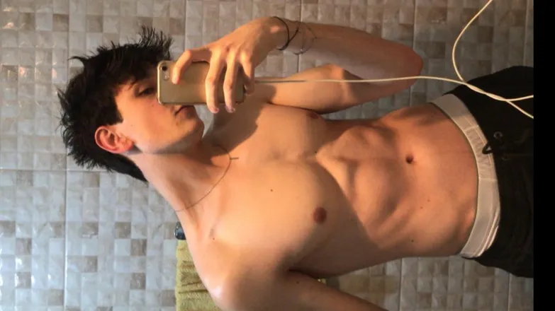 OnlyFans cuenta luke.pv header 2