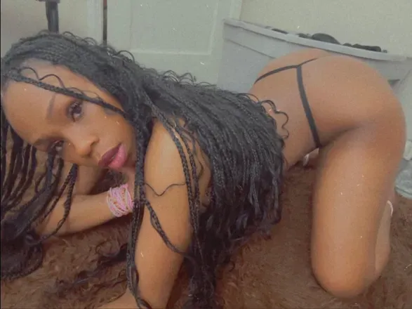 OnlyFans cuenta cecihoney header 2