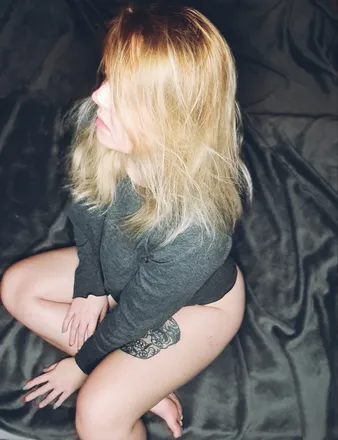 OnlyFans cuenta m_araa_147 header 2