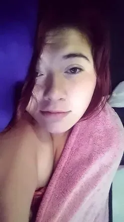 OnlyFans cuenta chellechelleboo69 header 2