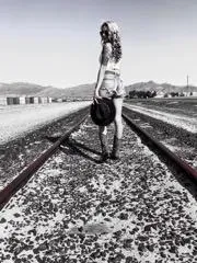OnlyFans cuenta naughtywife_25 header 2