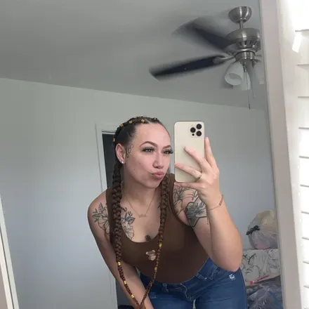 OnlyFans cuenta green_eyed_beautyyy avatar 1