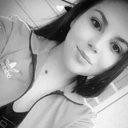 OnlyFans cuenta demiangabriela avatar 1