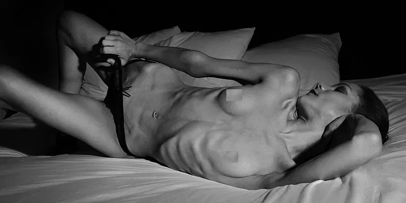 OnlyFans cuenta skinnyvacuumvik header 2