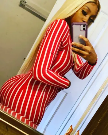 OnlyFans cuenta vidahstarr header 2