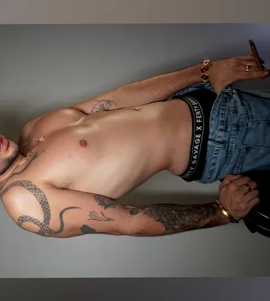 OnlyFans cuenta fentyyyboi header 2