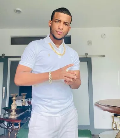 OnlyFans cuenta bigbanksteph header 2