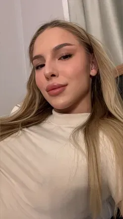 OnlyFans cuenta emilybeexo avatar 1
