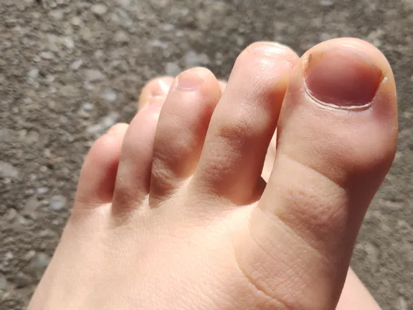 OnlyFans cuenta barefoot_beautiful header 2