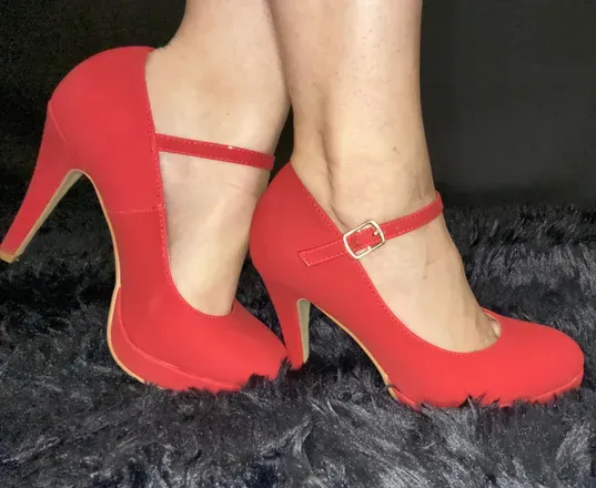 OnlyFans cuenta missfootietwoshoes avatar 1