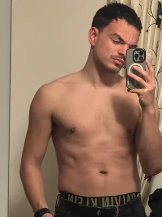 OnlyFans cuenta philippli header 2