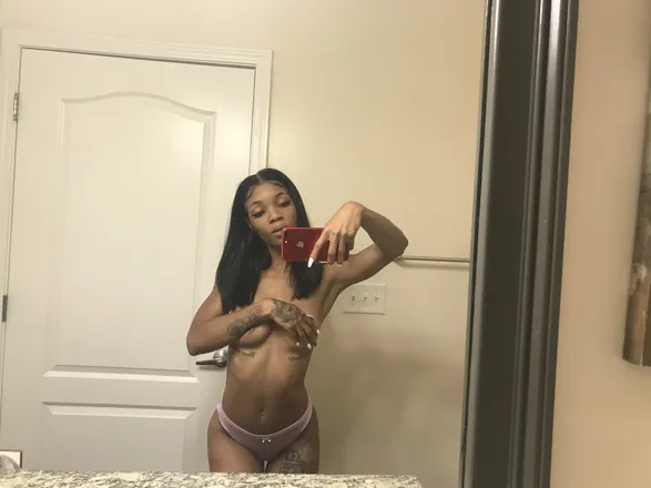 OnlyFans cuenta xxxpollyp header 2