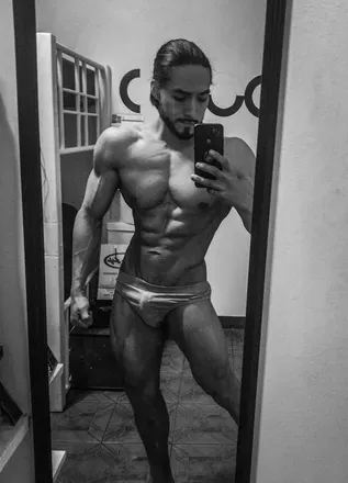 OnlyFans cuenta tuxedo.mask1 avatar 1