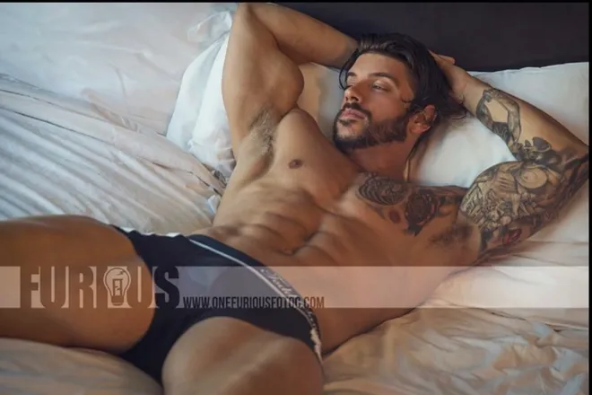 OnlyFans cuenta nickbennett6 header 2