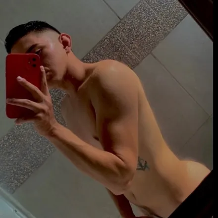 OnlyFans account  liam.johnsonl avatar 1