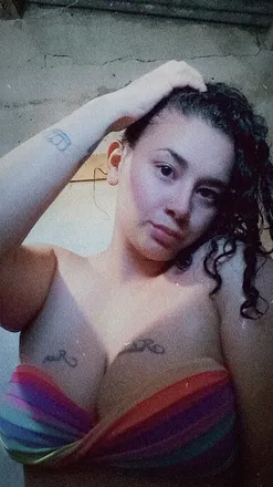 OnlyFans cuenta dayanareinaga header 2