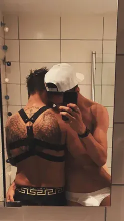 OnlyFans cuenta sweetchilliboys header 2