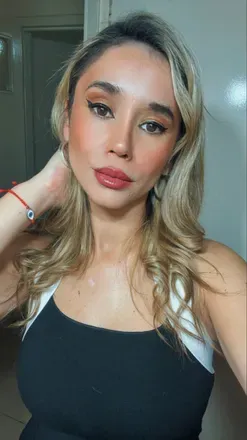 OnlyFans cuenta vikitureinita avatar 1