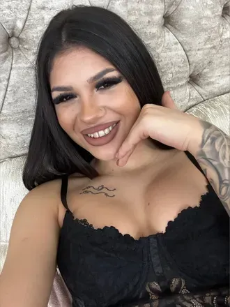 OnlyFans cuenta yasminarebecca avatar 1