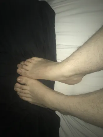OnlyFans cuenta bustybigfoot header 2