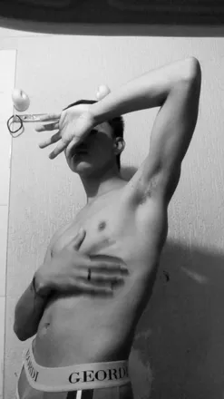 OnlyFans cuenta okmaui header 2