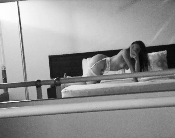 OnlyFans account  aurhora header 2