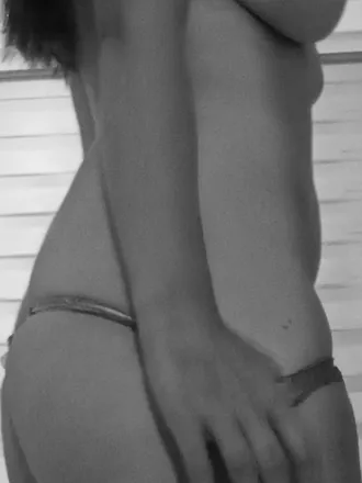 OnlyFans cuenta ivonne.perdomo header 2