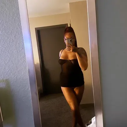 OnlyFans cuenta gorgeouskklare avatar 1
