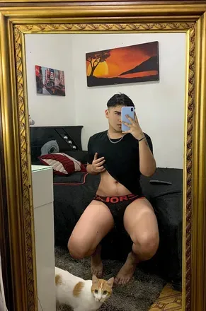 OnlyFans cuenta alexhandeer18 avatar 1