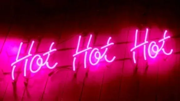 OnlyFans cuenta shhhar header 2