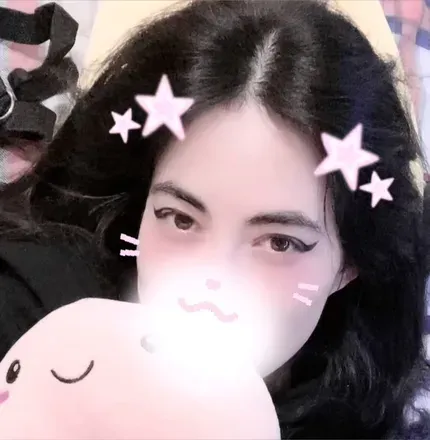 OnlyFans cuenta petitesirah7 avatar 1