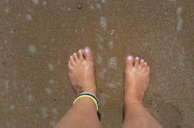 OnlyFans cuenta simplygemgemsfeet header 2