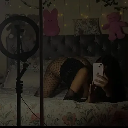 OnlyFans cuenta prinxessholly header 2