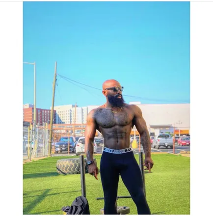 OnlyFans cuenta forty_n_fine header 2