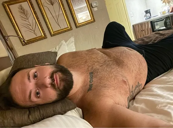 OnlyFans cuenta rubdadsbelly header 2