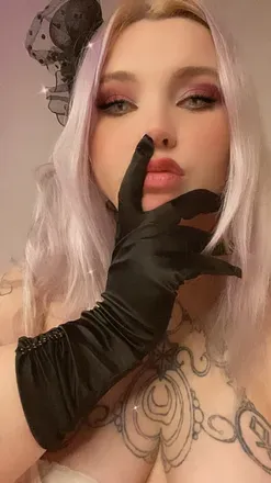 OnlyFans cuenta freyahunter avatar 1