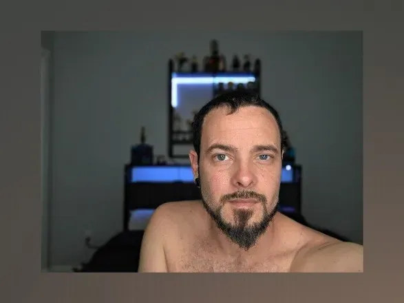 OnlyFans account  nerdycaleb header 2