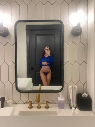OnlyFans cuenta aalexusbadd header 2