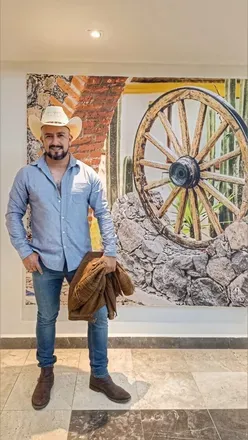 OnlyFans account  chulomx avatar 1
