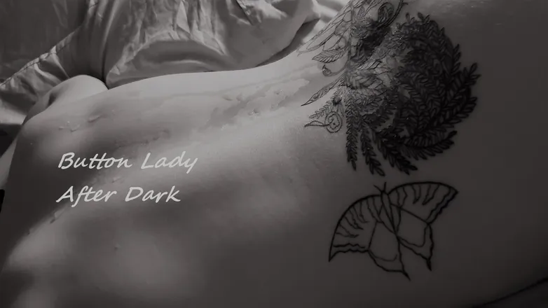 OnlyFans account  buttonladyafterdark header 2