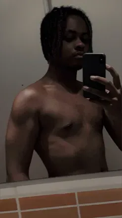 OnlyFans cuenta yorha11e avatar 1