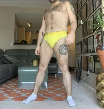 OnlyFans cuenta fuzzypeachpigboi96 avatar 1