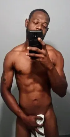 OnlyFans account  kingbeaux avatar 1