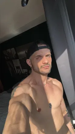 OnlyFans account  alefbertolassi avatar 1