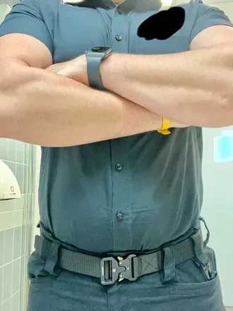 OnlyFans cuenta officer_del avatar 1