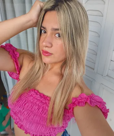 OnlyFans account  ro.since2021 header 2