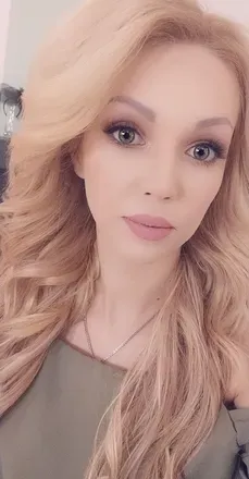 OnlyFans of carolinebright