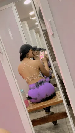 OnlyFans cuenta u287010104 header 2